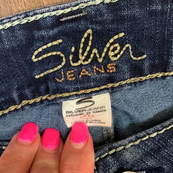 Silver Jeans Suki Capri Stitched Jeans - Picture 2 of 6